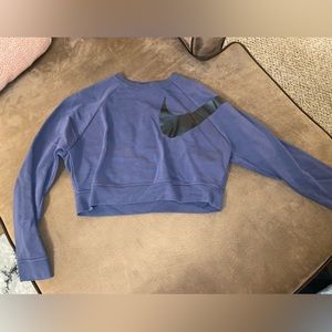 Women’s Nike crop crewneck sweater size XS